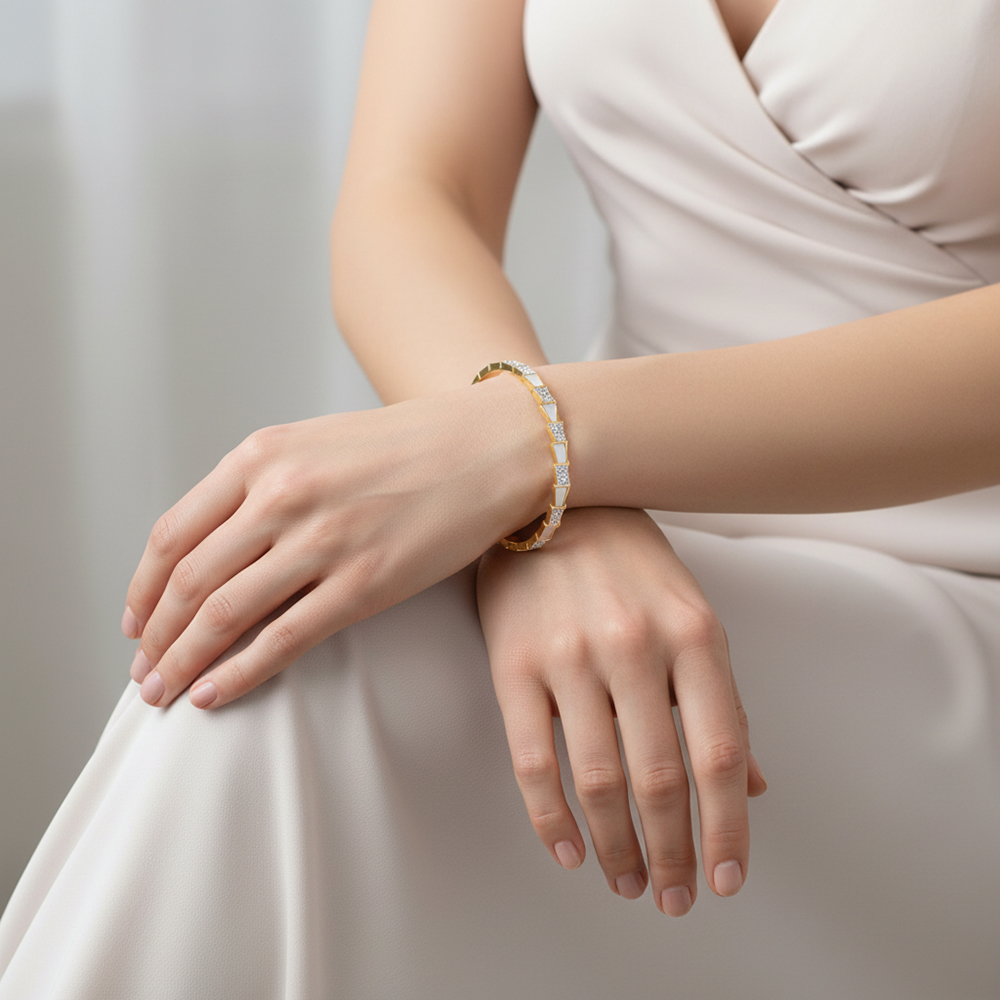 BRACELET TRIANGLE ÉTERNEL